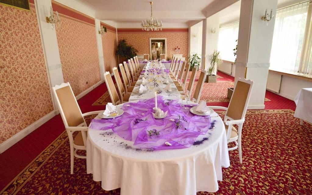 Ostrov Hotel 4*