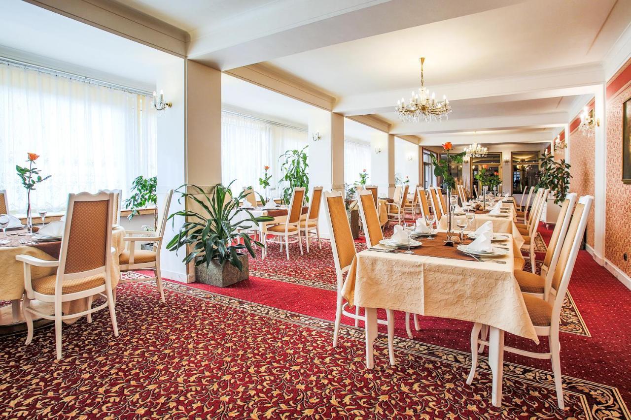 Ostrov 4*